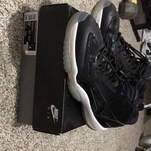 Jordan 11 low ie